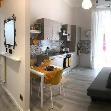 Hébergement de vacances Vicino Stazione Termini E La Sapienza Casa Buffa Rome
